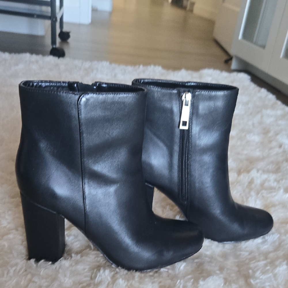 Charles David Booties